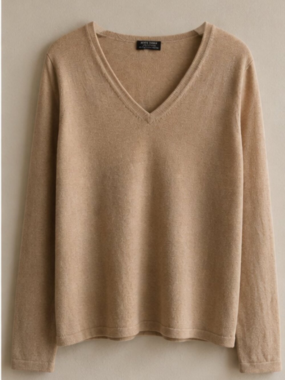 Lord & Taylor 100% Merino Wool Beige V-Neck Sweater Women’s M/L